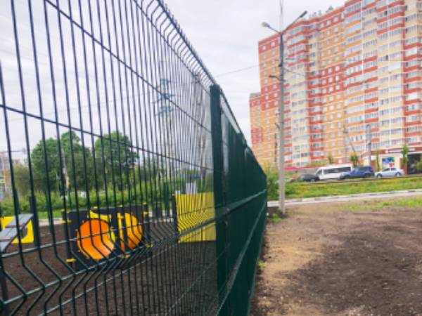Металлическая полимерная решетка из сетки